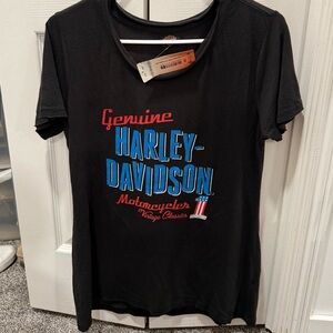 Women’s Harley Davidson shirt